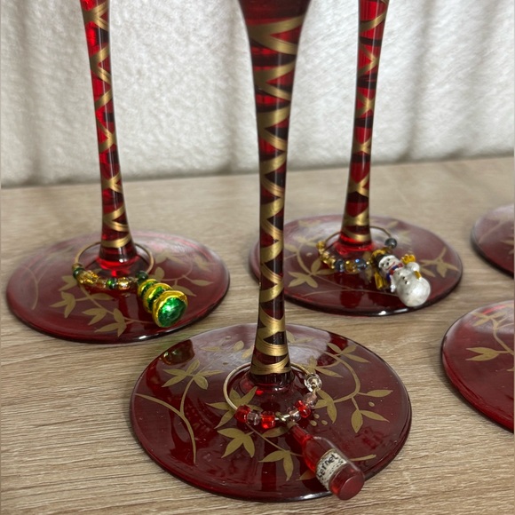 Pier 1 Hand Painted Floral Designs Gold Leaf Glass Water Goblet Set of 7 Glasses - Picture 2 of 11